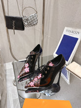 China Replica LV Women Shoes 122usd Only